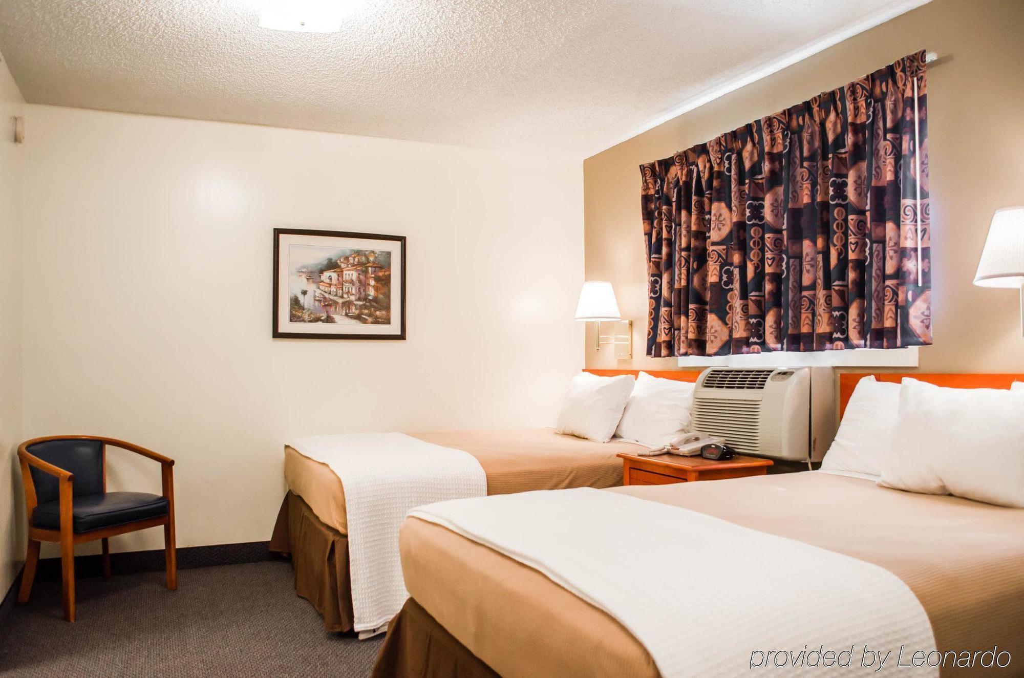 Tampa Bay Extended Stay Hotel Ларго Екстериор снимка