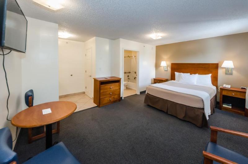 Tampa Bay Extended Stay Hotel Ларго Екстериор снимка