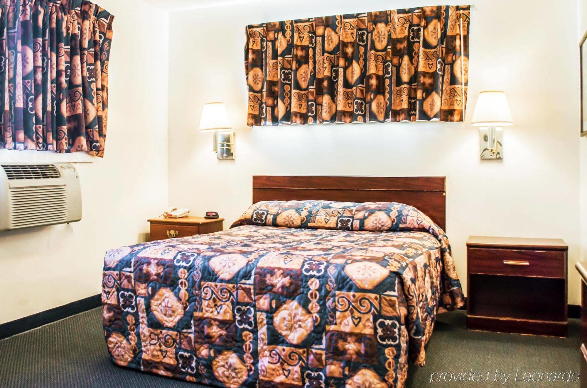 Tampa Bay Extended Stay Hotel Ларго Екстериор снимка