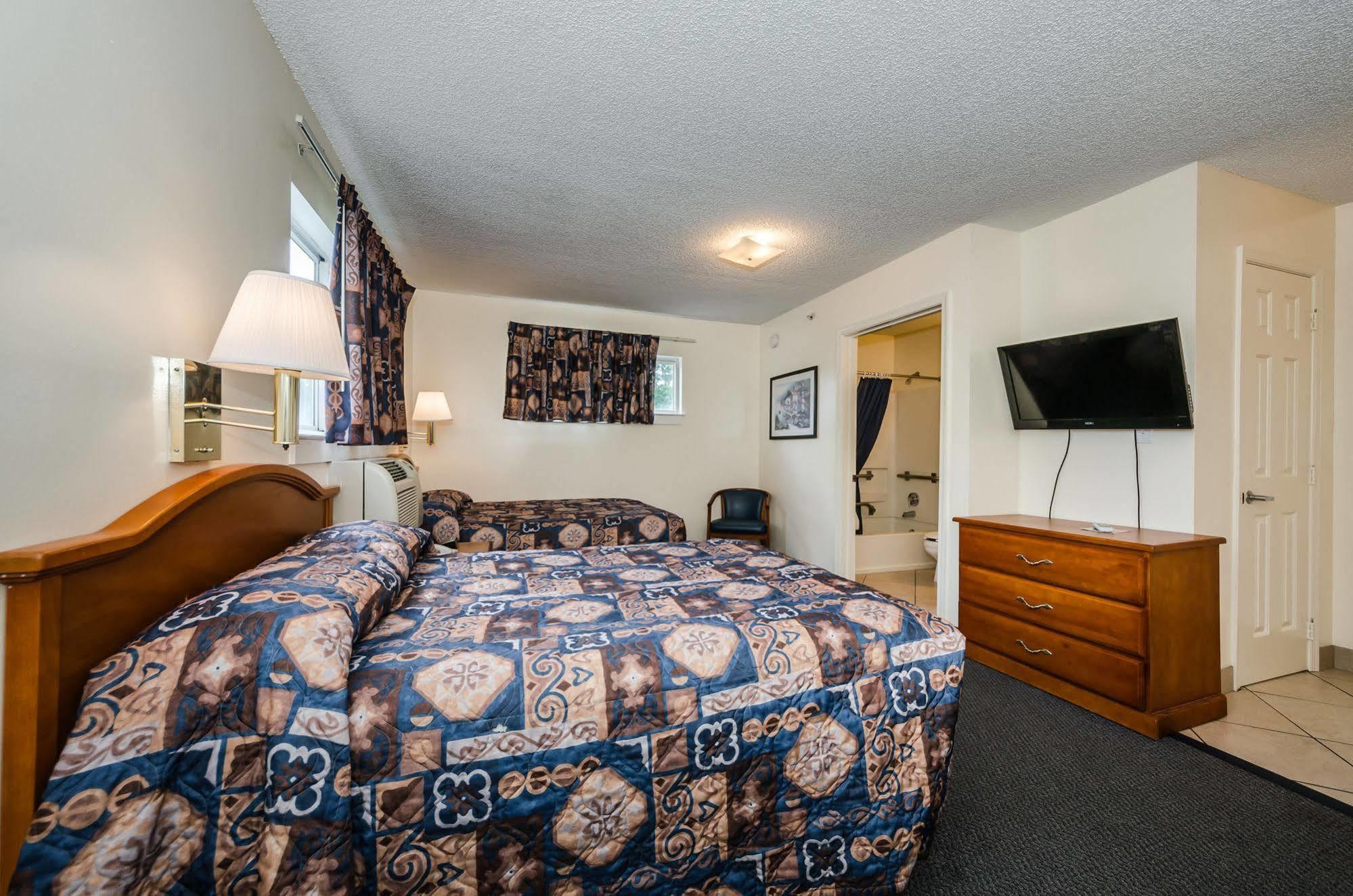 Tampa Bay Extended Stay Hotel Ларго Екстериор снимка