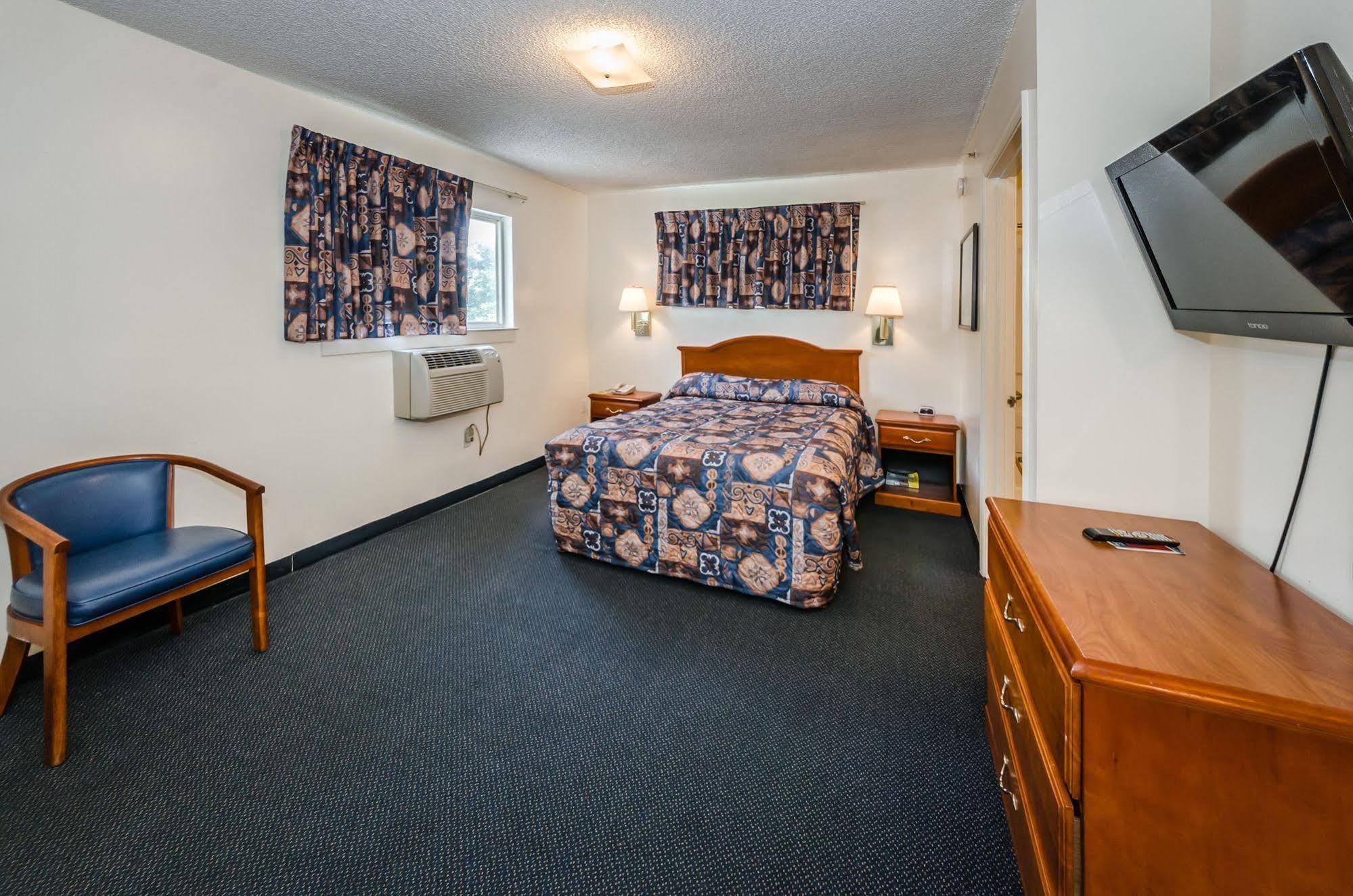 Tampa Bay Extended Stay Hotel Ларго Екстериор снимка