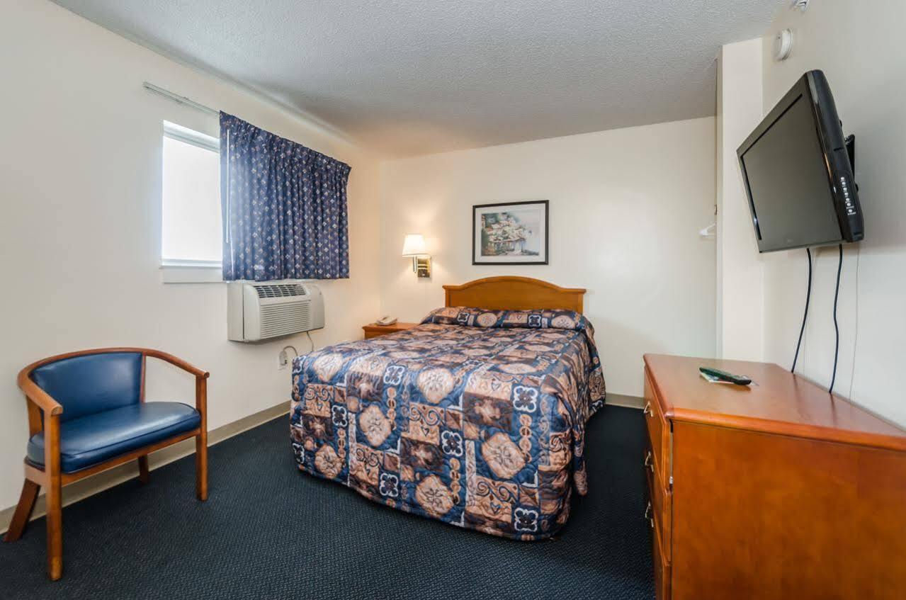 Tampa Bay Extended Stay Hotel Ларго Екстериор снимка